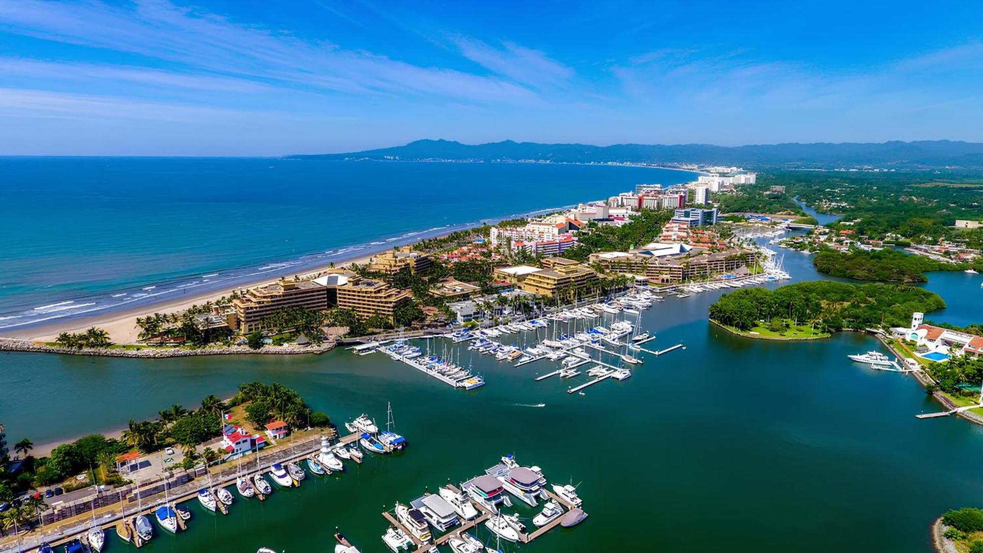 Stylish Peninsula Golf 3Br Oasis With Pool Apartment Nuevo Vallarta Exterior foto